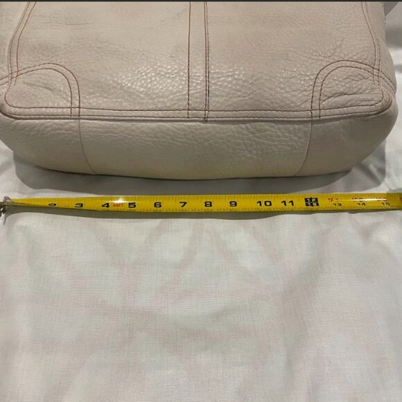 Coach Large Pebbled Leather Tote in Cream with Silvertone Hardware and Side Pock - Picture 10 of 12